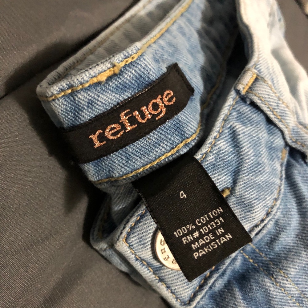 Ripped Jeans - Picture 5 of 5